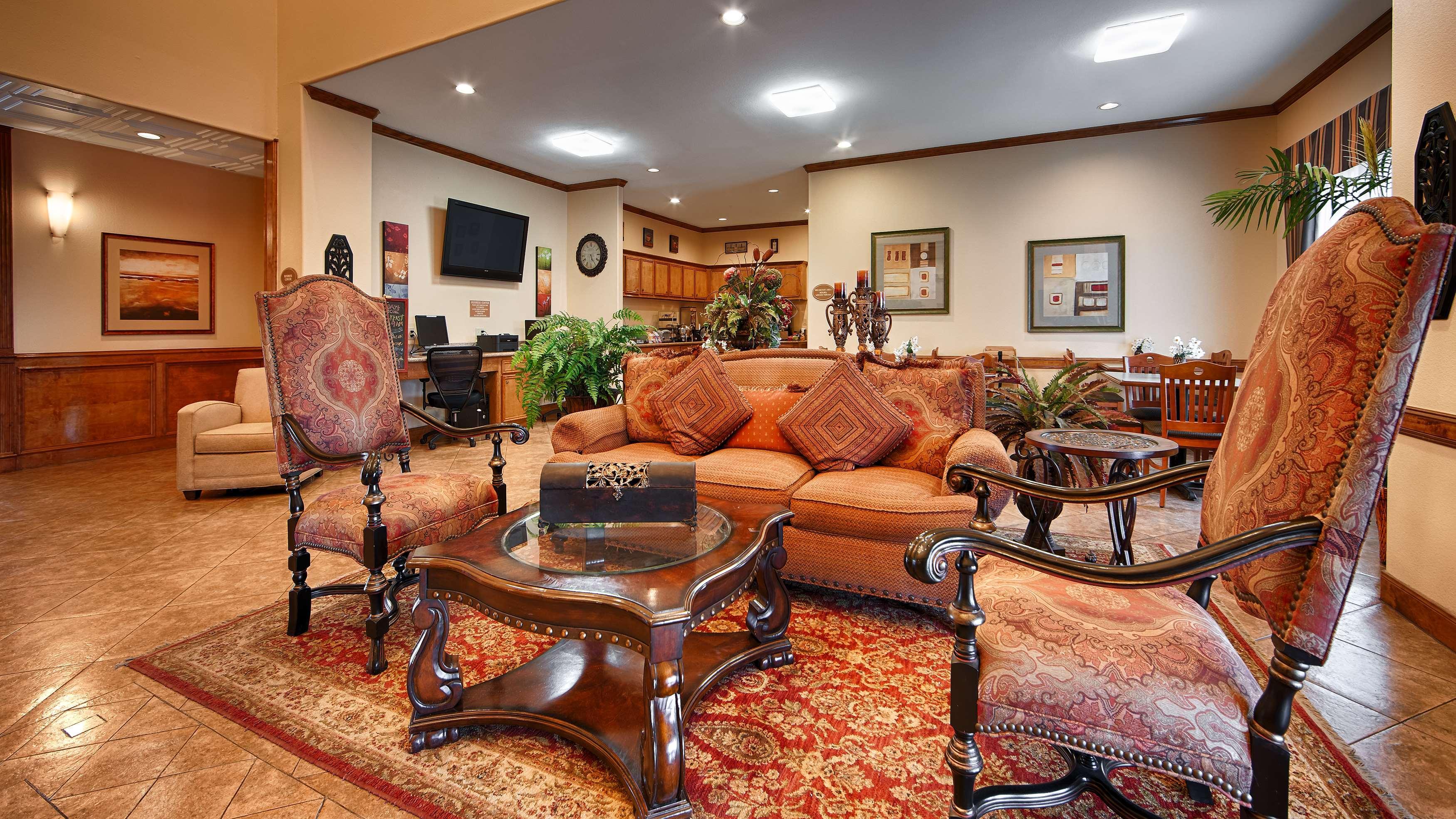 Best Western Plus Schulenburg Inn & Suites エクステリア 写真