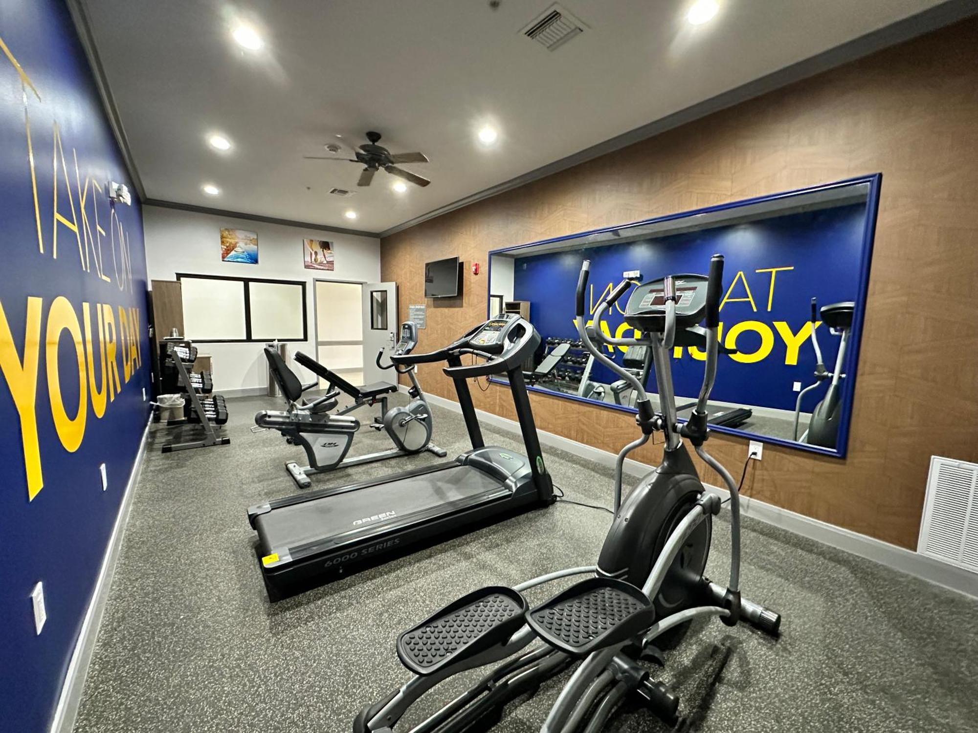 Best Western Plus Schulenburg Inn & Suites エクステリア 写真