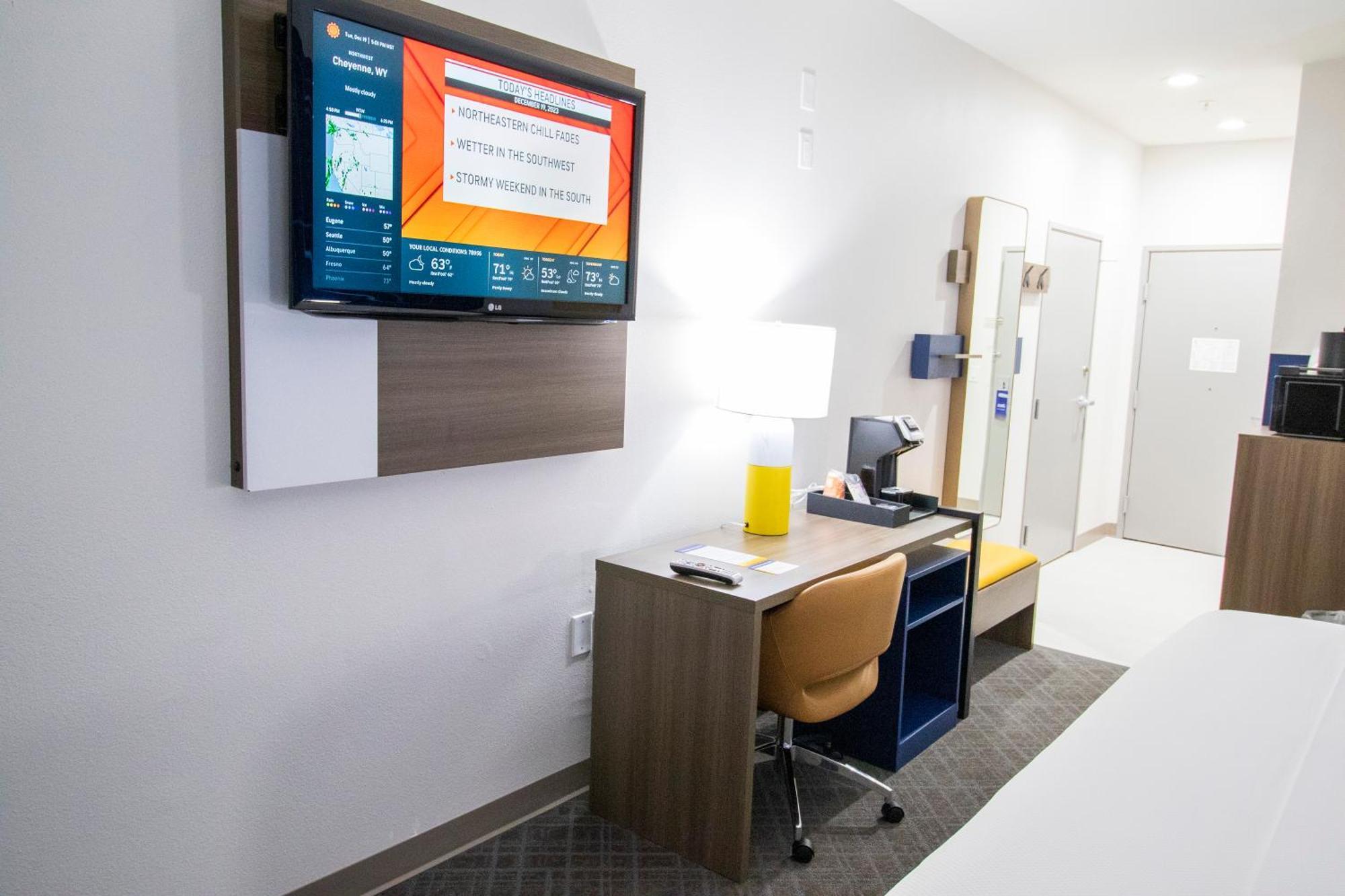 Best Western Plus Schulenburg Inn & Suites エクステリア 写真